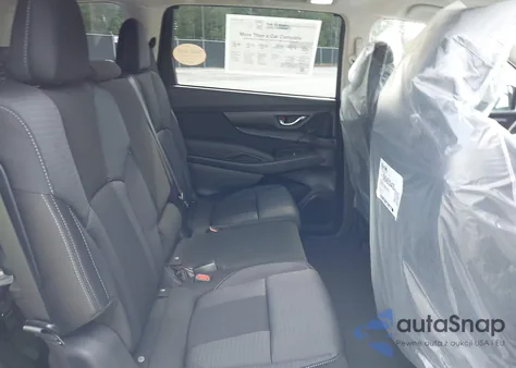 2025 Subaru Ascent Premium 8-Passenger z USA, uszkodzony, nr VIN 4S4WMAAD4S3442203